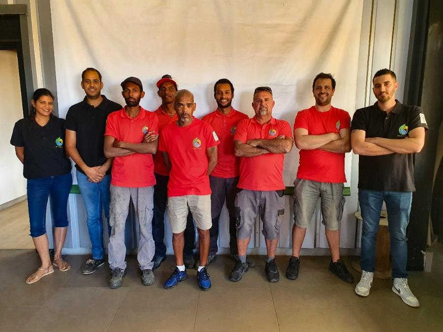 PHOTO EQUIPE SOLAR SERVICE